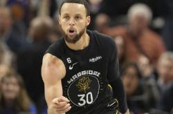 开云体育- 库里得分集锦 