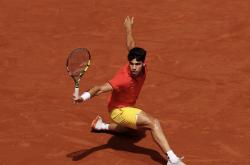 开云-德约科维奇新星反败为胜表现突出，FPX前途光明！